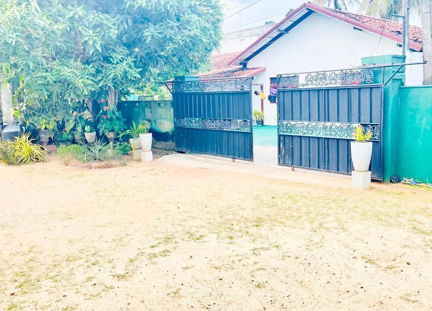 Sebastian Family Villa Negombo Bed & Breakfast